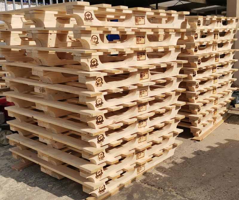 Industrial Wood pallets